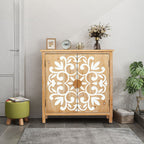 Meuble d'appoint en bois avec portes sculptées florales